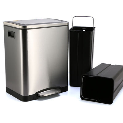 petite poubelle de salle de bains du rectangle 12L
